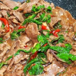 เนื้อกระเพรา