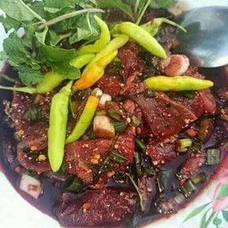 ลาบเลือด