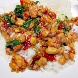 ข้าวกะเพราไก่ 2 กล่อง