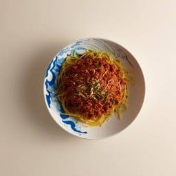 สปาเก็ตตีโบลองเนสเนื้อ