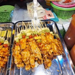 บาร์บีคิว&ไก่ทอดหน้าโรงเรียน&ข้าวแกง