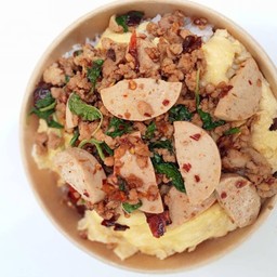 กะเพราหมูยอ-หมูสับพริกแห้ง-ไข่ข้น