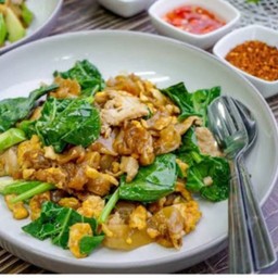 เส้นใหญ่อิ้วไก่