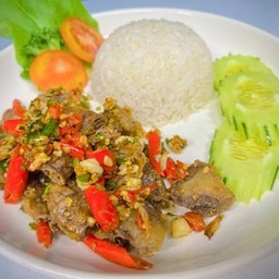 ข้าวไส้คั่วพริกเกลือ