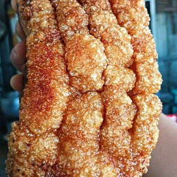 ตำเส้นเล็กหมูกรอบ (ปลาร้า)