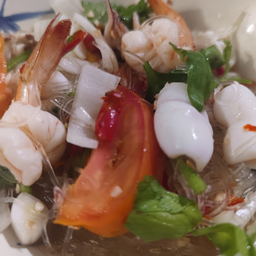 ยำวุ้นเส้นทะเล