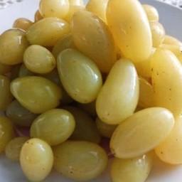 แฮปปี้ฟรุ๊ตส์- ผลไม้สด ผลไม้ดอง พร้อมทาน หน้าเซเว่นสาขาสวนสุนทร(ตรงข้ามสวนผาสุก)ติดกับโรงน้ำแข็ง