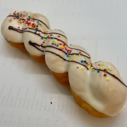 โดนัททวิช ไวท์ช็อคโกแลต