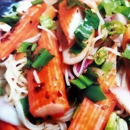 ยำจนมจีนปูอัเแซบสุดๆ