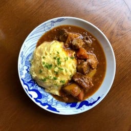 สตูว์เนื้อ ข้าวไข่ข้น