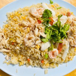 ข้าวผัดทะเลใหญ่