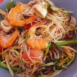 ร้านลาบแซ่บ ส้มตำนัว ครัวยาย-ย่า ซอยบัวแก้ว