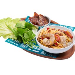 ส้มตำกุ้งสดปูปลาร้า แกล้มก้างปลาข้างเหลืองทอด