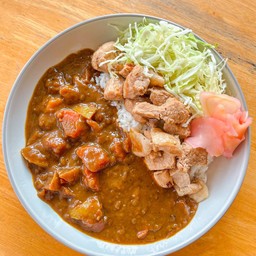 ข้าวแกงกะหรี่หมูตุ๋น