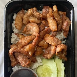 ข้าวหมูทอด