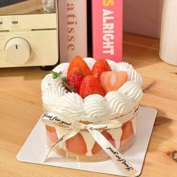 เค้กวันเกิด All Is Well House (ออลอีสเวลเฮ้าส์) เค้กมินิมอล Homemade Cake - กรุงเทพกรีฑา กรุงเทพกรีฑา