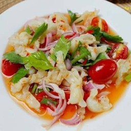 ยำเล็บมือนาง