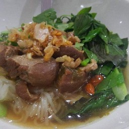 ร้านก๋วยเตี๋ยวหมูตุ๋นเนื้อตุ๋น