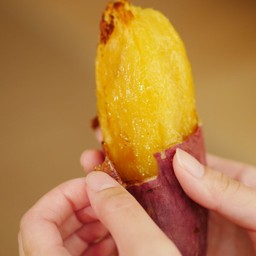 มันหวานเผา 2 หัว