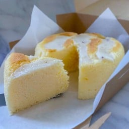 ชิฟฟ่อนมะพร้าว (ครึ่งปอนด์)