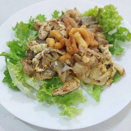 ก๋วยเตี๊ยวคั่วไก่