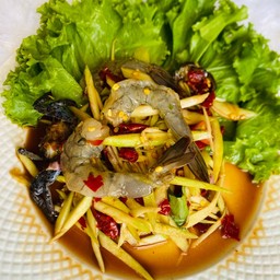 ตำมะม่วงกุ้งสด