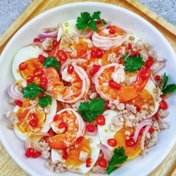 ยำไข่ต้มกุ้งหมูสับ
