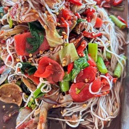ตำลุยสวนกุ้งสด นครพนม