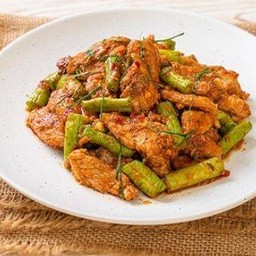 หมูผัดพริกแกงใต้