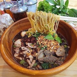 ก๋วยเตี๋ยวเรือเนื้อรวม