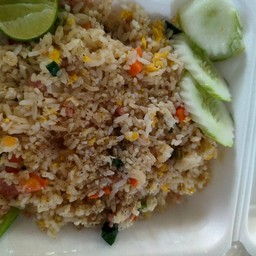 ข้าวผัดแหนม