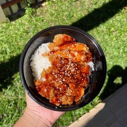 ข้าวราดซอสเผ็ดเกาหลี