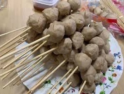 ลูกชิ้นทอด เมย์ยูเทิร์น
