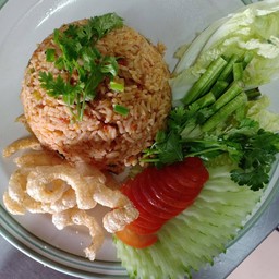 ข้าวผัดน้ำพริกอ่อง