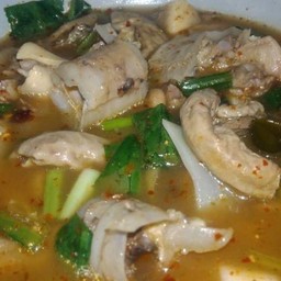 ต้มแซ่บเครื่องในเนื้อ