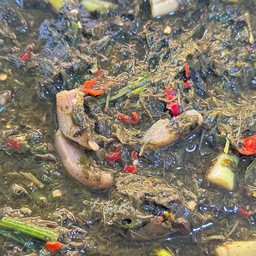 แกงขี้เหล็กใส่หนังวัว