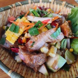 ตำหมูย่างตกครก