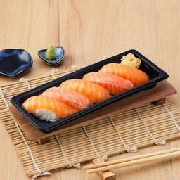 แซลมอนนอร์เวย์ซูซิ (5 คำ)