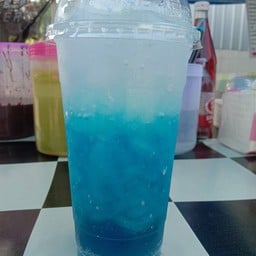 น้องเฟรม&น้องเฟส ก๋วยเตี๋ยวหมู อาหารตามสั่ง เครื่องดื่ม