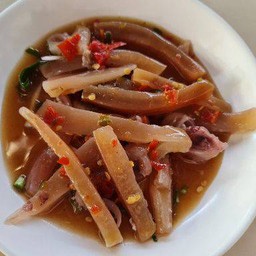 ยำหมึกกรอบ