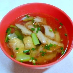 เกี๊ยวกุ้งหมูแดงน้ำ