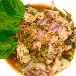 น้ำตกหมูชิ้น