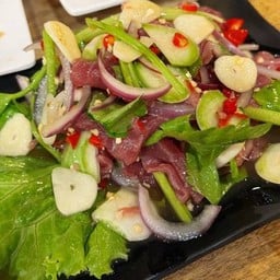 ยำเนื้อ