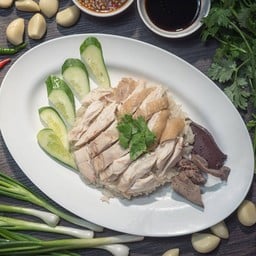 ข้าวมันไก่ต้มพิเศษ