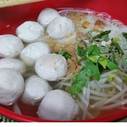 เกาเหลาน้ำใส หมูสับ ลูกชื้นหมู ปลาเส้น