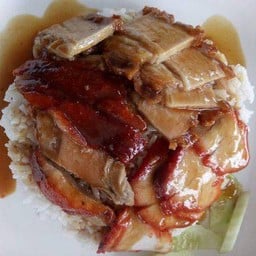 ข้าวหน้ารวมเฉโป(พิเศษ)