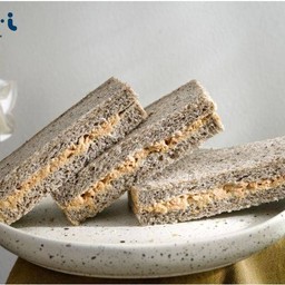 แซนด์วิชงาดำทูน่า MUI