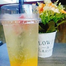 สับปะรดโซดา