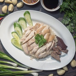 ข้าวมันไก่ต้ม