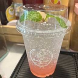 ลิ้นจี่โซดา